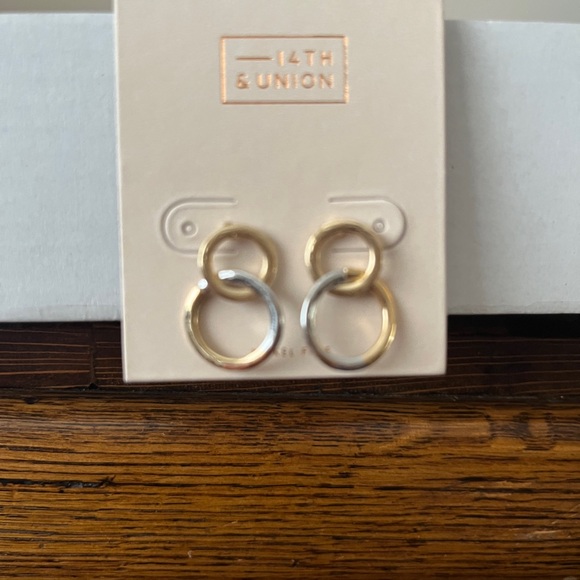 Nordstrom Gold and Silver Infinity Earrings - Picture 1 of 3